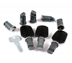 THULE Ref. 588 J. 8 bombillos